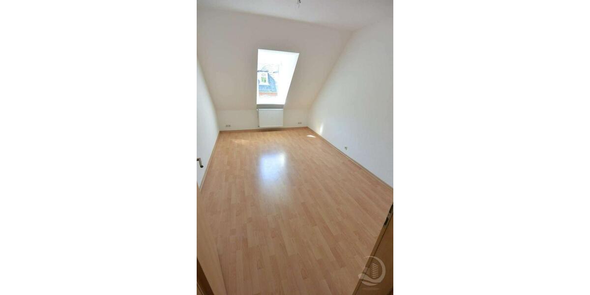 Dachgeschoßwohnung Wiesbaden Südost - 2 Zimmer, 61 m&sup2;, 660&euro; | Angebot:25811215