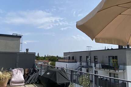 Wohnung zum Mieten in Hochheim 1.548 € 106.79 m²