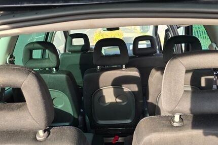 VW Sharan