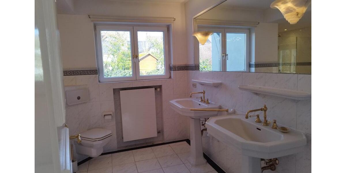 Einfamilienhaus Hochheim am Main - 7 Zimmer, 260 m&sup2;, 832.000&euro; | Angebot:25293830