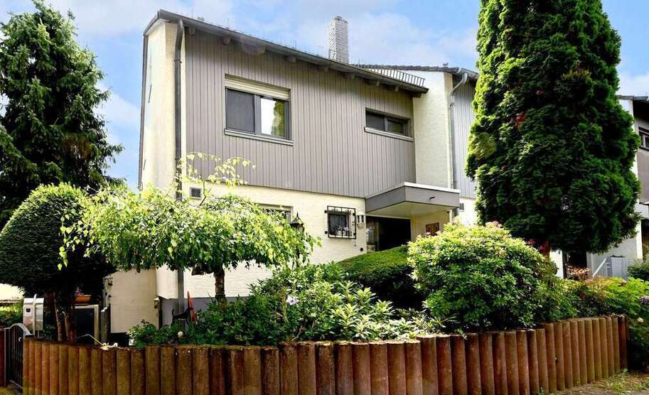 Haus zum Kaufen in Nieder Erlenbach 759.000 € 143 m²