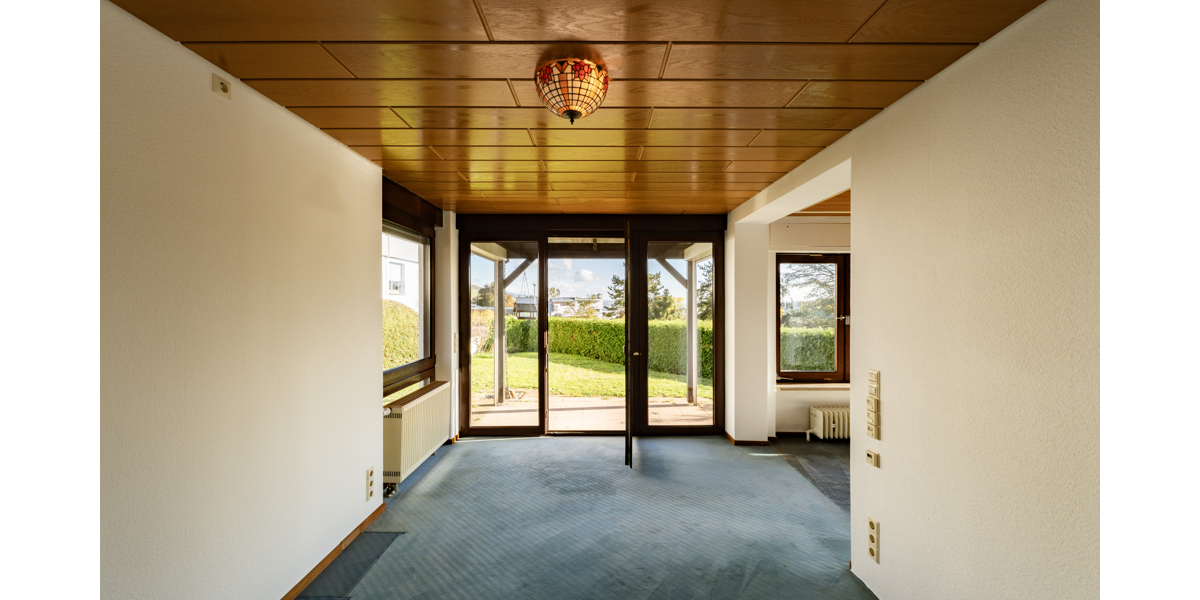 Attraktive Lage, großes Grundstück und moderne Architektur 5 zimmer