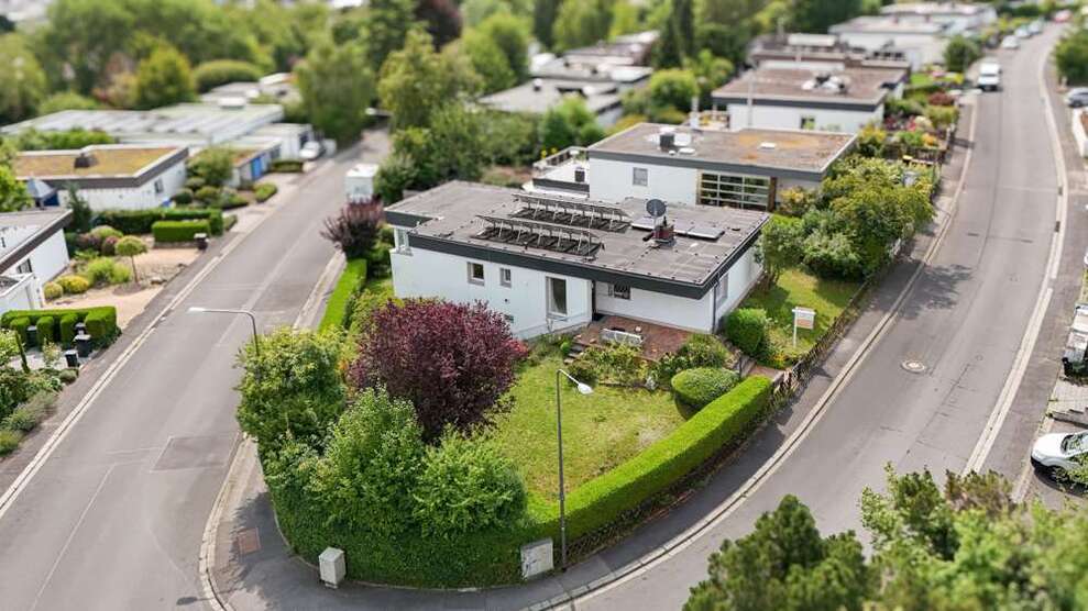 Haus zum Kaufen in Wiesbaden 985.000 € 200.37 m²