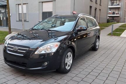 Kia ceed Sportswagon 153.820 km 2.900 &euro; Kronberg 61476