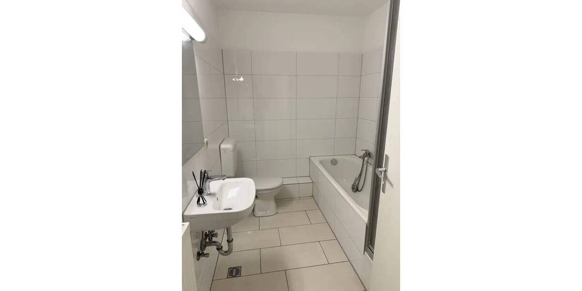 Etagenwohnung MZ Gonsenheim - 3 Zimmer, 92 m&sup2;, 1.360&euro; | Angebot:26290790