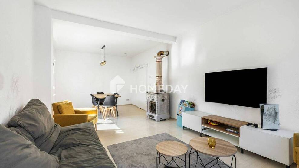 Großzügige 5-Zimmer-Etagenwohnung mit Balkon und Garage in gefragter Lage von Eppstein-Niederjosbach 5 zimmer