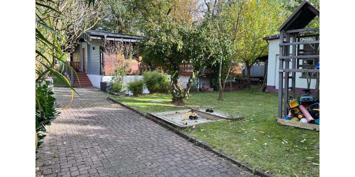 Einfamilienhaus Mörfelden-Walldorf Walldorf - 10 Zimmer, 300 m&sup2;, 970.000&euro; | Angebot:25615793
