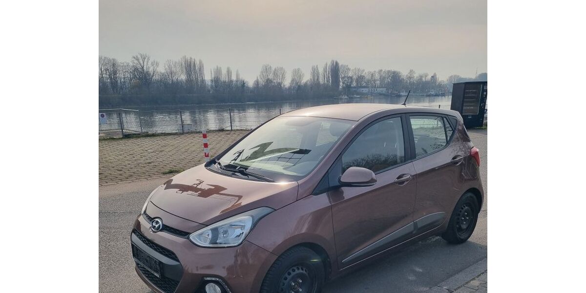 Hyundai i10 96.332 km 5.299 &euro; Wiesbaden-Schierstein 65201