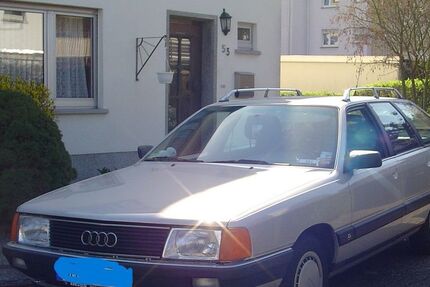 Audi 100