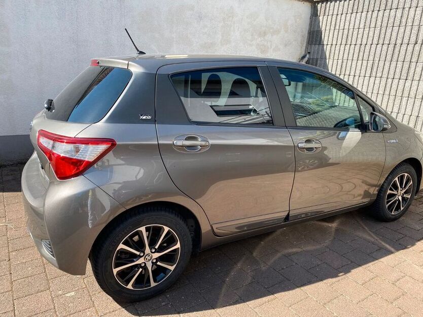 Yaris