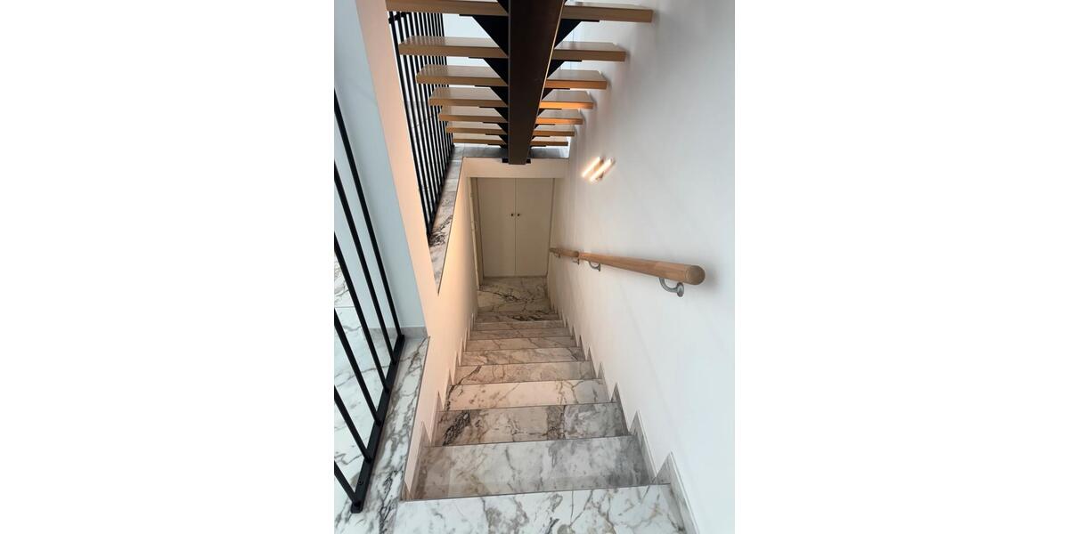 Doppelhaushälfte Wiesbaden Mainz-Amöneburg - 3 Zimmer, 140 m&sup2;, 3.000&euro; | Angebot:26698566