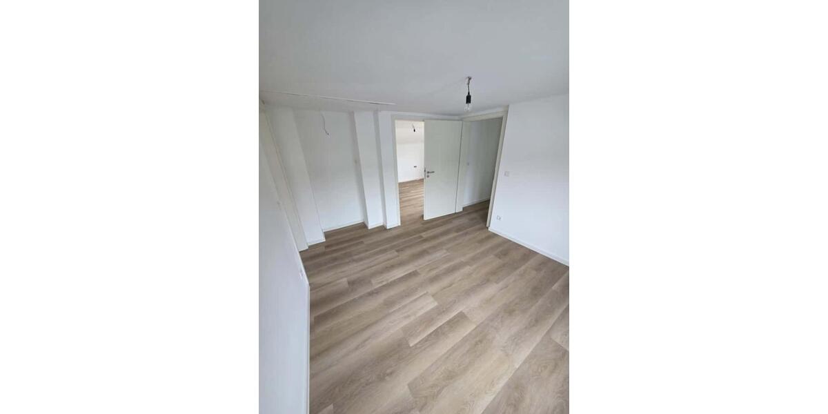 Dachgeschoßwohnung Wiesbaden Bierstadt - 2 Zimmer, 47 m&sup2;, 900&euro; | Angebot:25370166