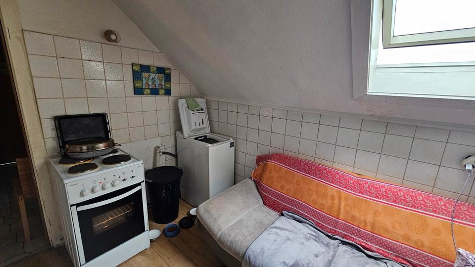 Dachgeschoßwohnung Wiesbaden Mainz-Kostheim - 3 Zimmer, 54 m&sup2;, 700&euro; | Angebot:26625694