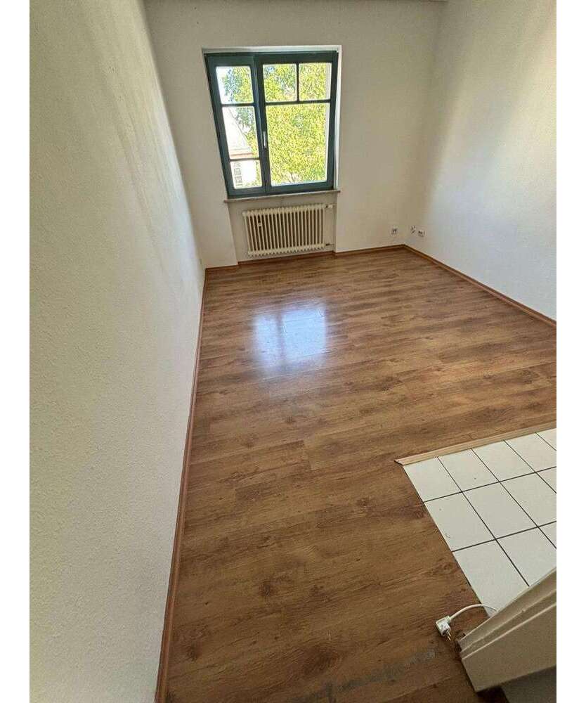 Wohnung zum Mieten in Frankfurt am Main 450 € 18 m²