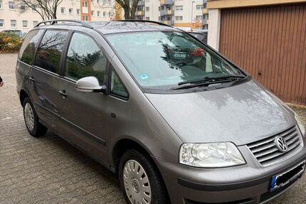 VW Sharan 179.000 km 6.000 &euro; Rüsselsheim 65428