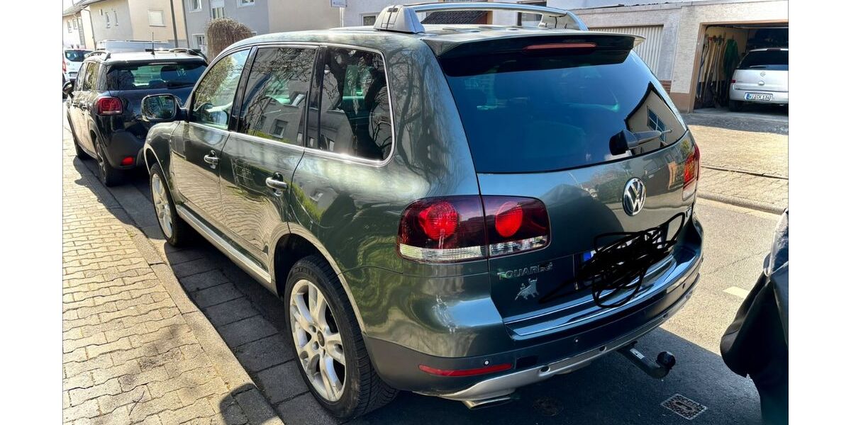 VW Touareg 206.000 km 3.600 &euro; Wiesbaden 65205