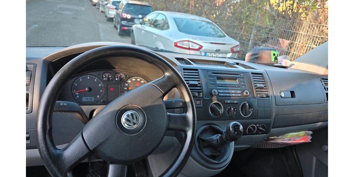 VW T5 Transporter 99.800 km 12.000 &euro; Kelkheim 65779