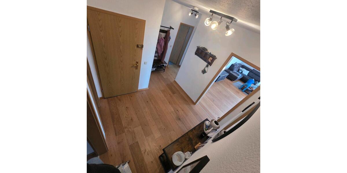 Dachgeschoßwohnung Harxheim - 4.5 Zimmer, 148 m&sup2;, 1.900&euro; | Angebot:26196443