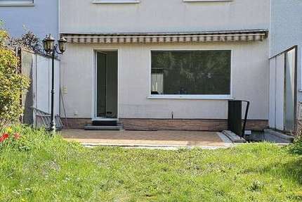 Haus Wiesbaden Südost - 4 Zimmer, 85 m&sup2;, 2.000&euro; | Angebot:26242783