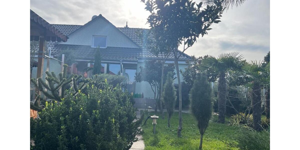 Haus zum Verkauf in Mainz mit Baugrundstück 8 zimmer