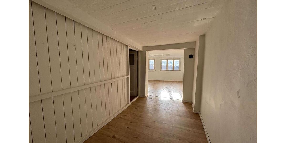 Sofort verfügbare Lagerfläche 113 m² – zentral in Mainz-Kastel zimmer