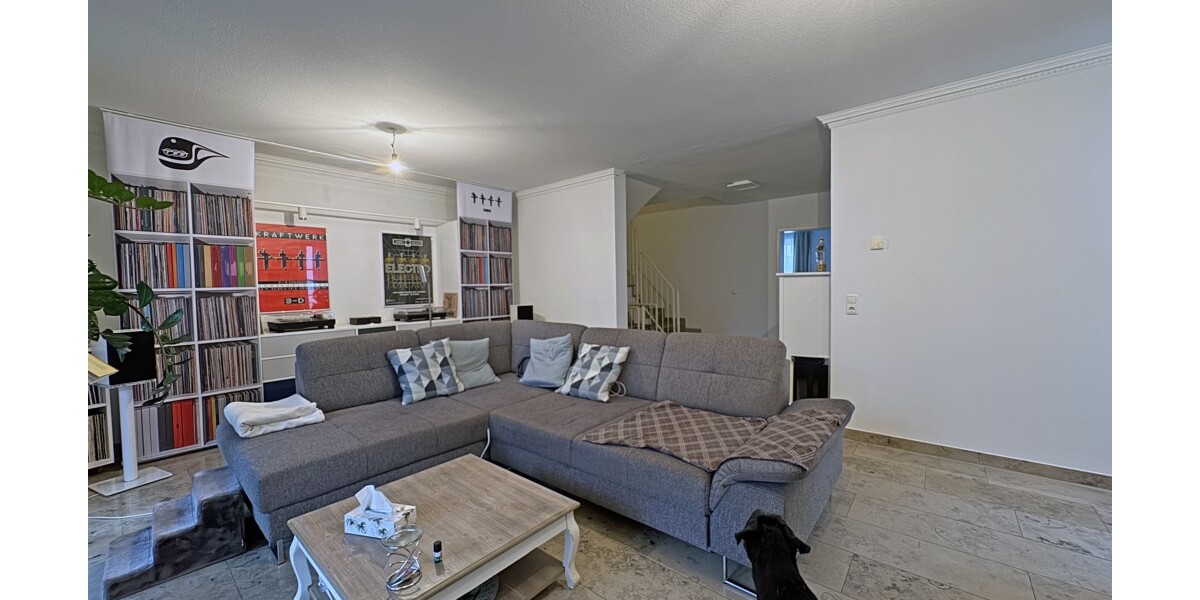 *Langenhain* Gepflegte Doppelhaushälfte in ruhiger Lage mit Nähe zum Wald* 6 zimmer