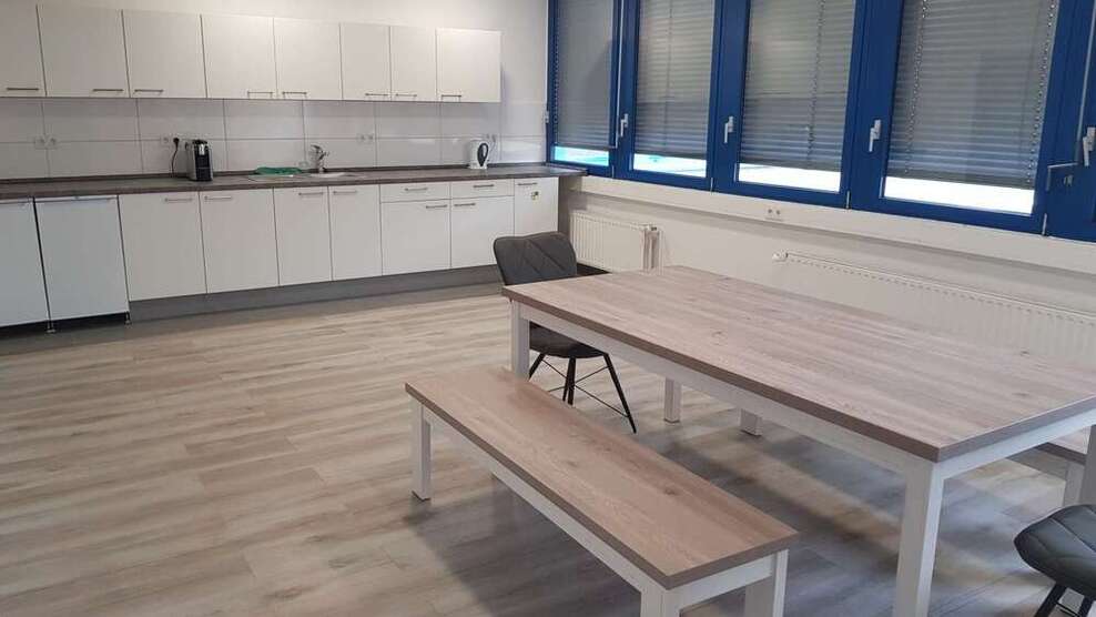 Büro in Kelsterbach 300 € 19.98 m²