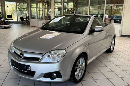 Opel Tigra 124.000 km 3.999 &euro; Selters 65618