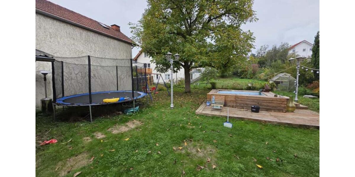 Dachgeschoßwohnung Wiesbaden Bierstadt - 2 Zimmer, 47 m&sup2;, 900&euro; | Angebot:25370166