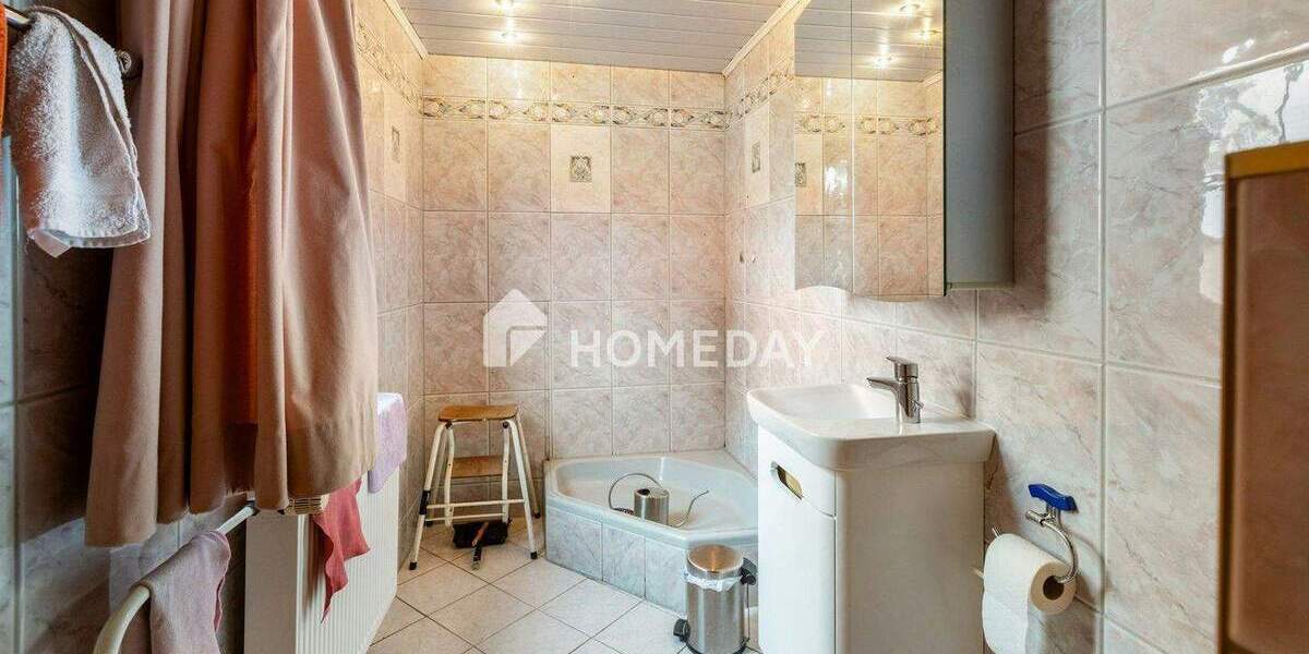 Einfamilienhaus Bad Camberg-Dombach Dombach - 5 Zimmer, 160 m&sup2;, 360.000&euro; | Angebot:25775234