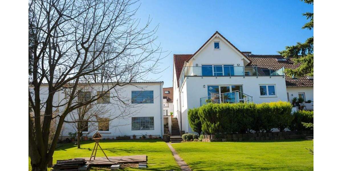 Provisionsfrei für Käufer: Zweifamilienhaus mit Blick über Mainz. Inkl. Doppelgarage & großen Garten 6 zimmer