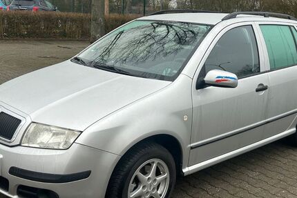 Skoda Fabia 42.000 km 4.999 &euro; Rüsselsheim 65428