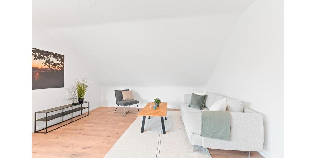 Dachgeschoßwohnung Hofheim am Taunus - 2.5 Zimmer, 57 m&sup2;, 199.000&euro; | Angebot:24820248