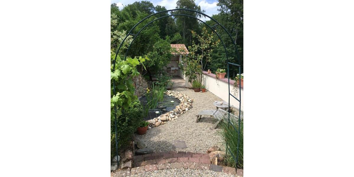 Einfamilienhaus Geisenheim - 7 Zimmer, 235 m&sup2;, 2.300&euro; | Angebot:26519150