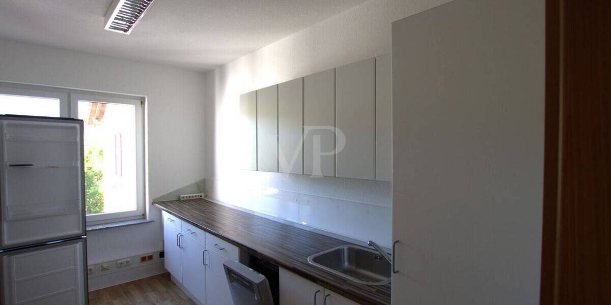Gewerbeobjekt Eltville am Rhein Martinsthal - 6 Zimmer, 178 m&sup2;, 2.130&euro; | Angebot:26768178