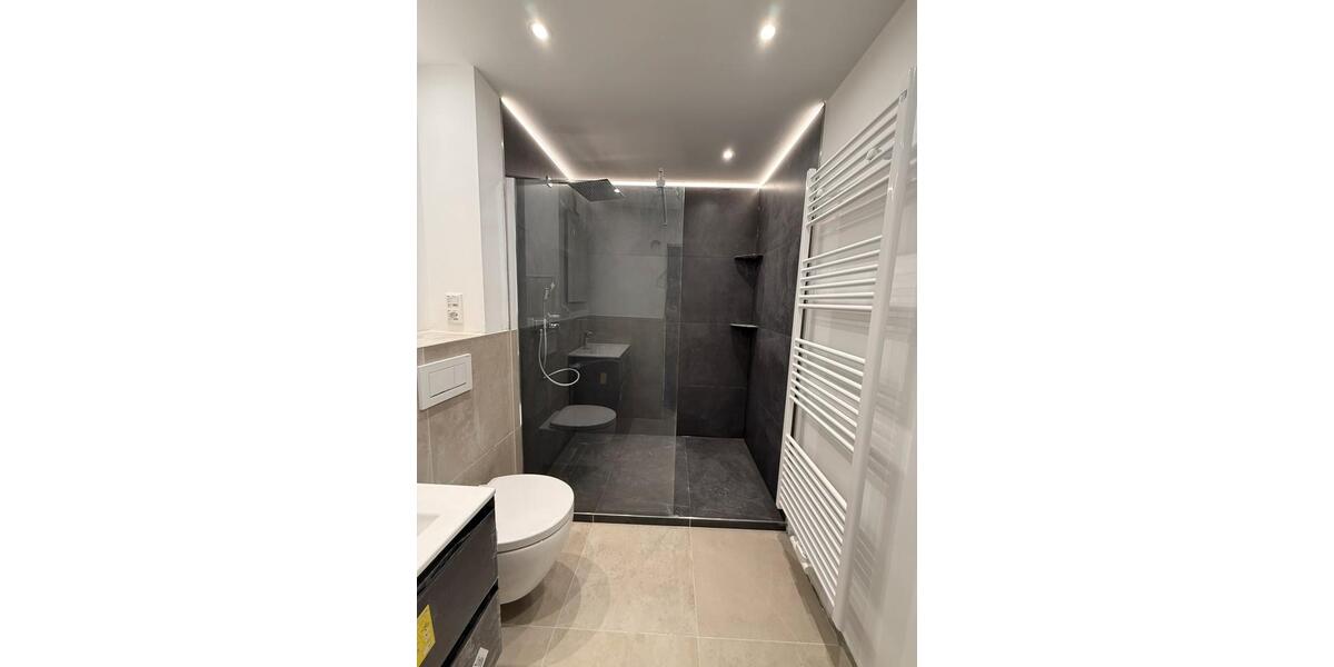 Exklusive 3-Zimmer-Wohnung mit Balkon – Erstbezug nach Sanierung 3 zimmer