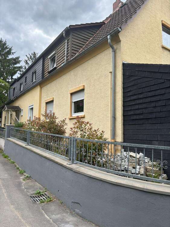 Haus zum Kaufen in Wiesbaden 529.000 € 80 m²