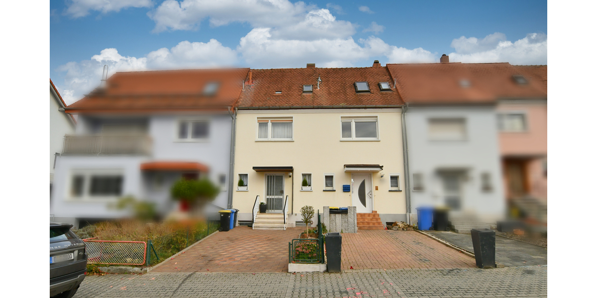 Altstadt-Nähe trifft Panoramablick: Gemütliches Reihenhäuschen mit Garten und Außenstellplatz 3 zimmer