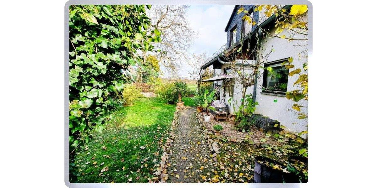 * Oestrich-Winkel: Freistehendes Einfamilienhaus in direkter Feldrandlage * 6 zimmer