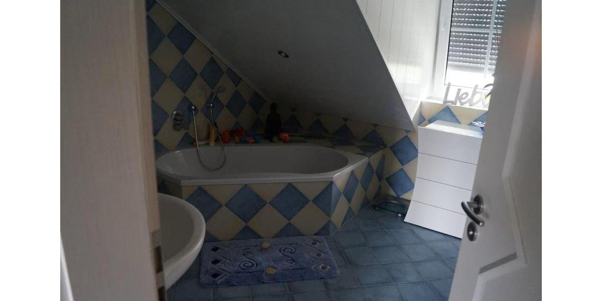 Doppelhaushälfte Waldems - 5 Zimmer, 175 m&sup2;, 1.540&euro; | Angebot:25306744