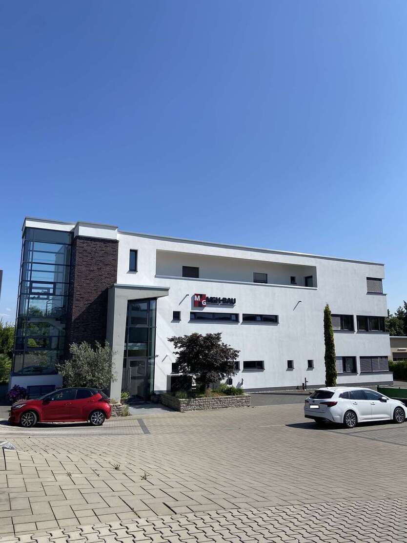 Büro in Kelkheim 1.400 € 107 m² zimmer