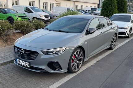 Opel Insignia 127.000 km 20.499 &euro; Büttelborn-Worfelden 64572
