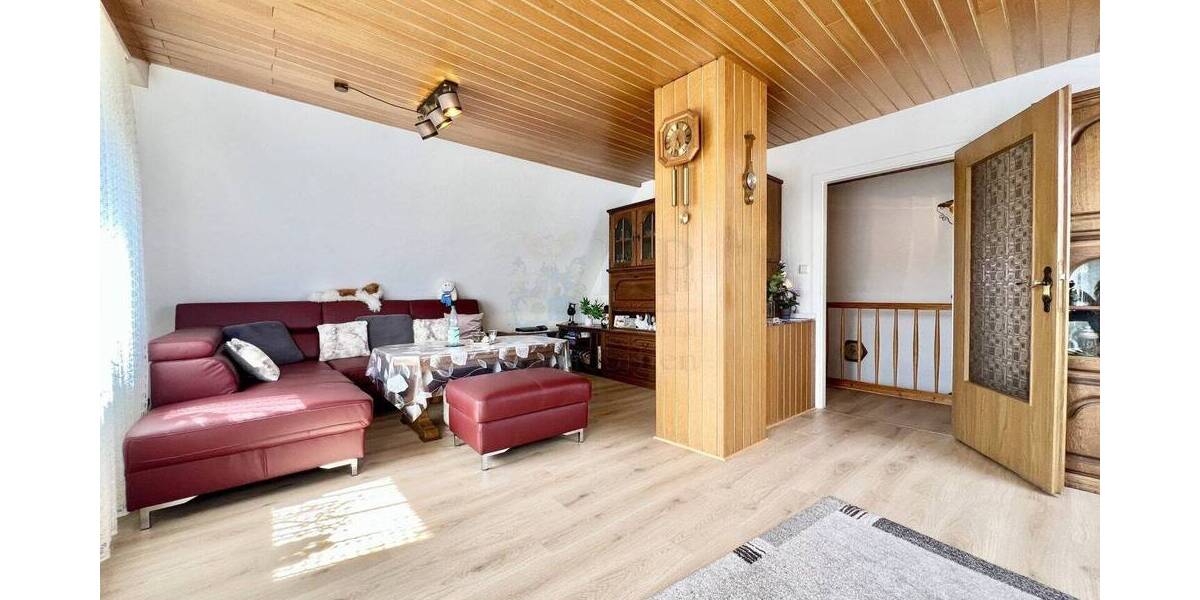 Einfamilienhaus Wiesbaden Erbenheim - 7 Zimmer, 158 m&sup2;, 627.000&euro; | Angebot:26361277