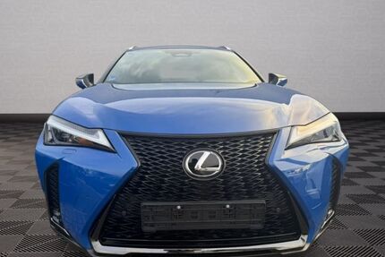 Lexus UX 10.000 km 35.400 &euro; Wiesbaden 65189