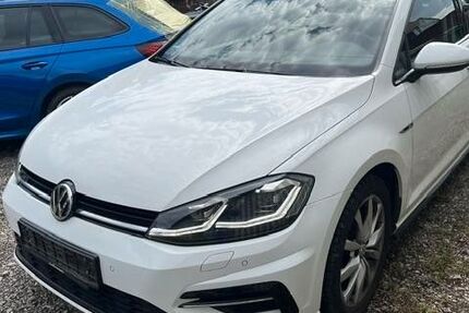 VW Golf 104.500 km 15.690 &euro; Rüsselsheim 65428