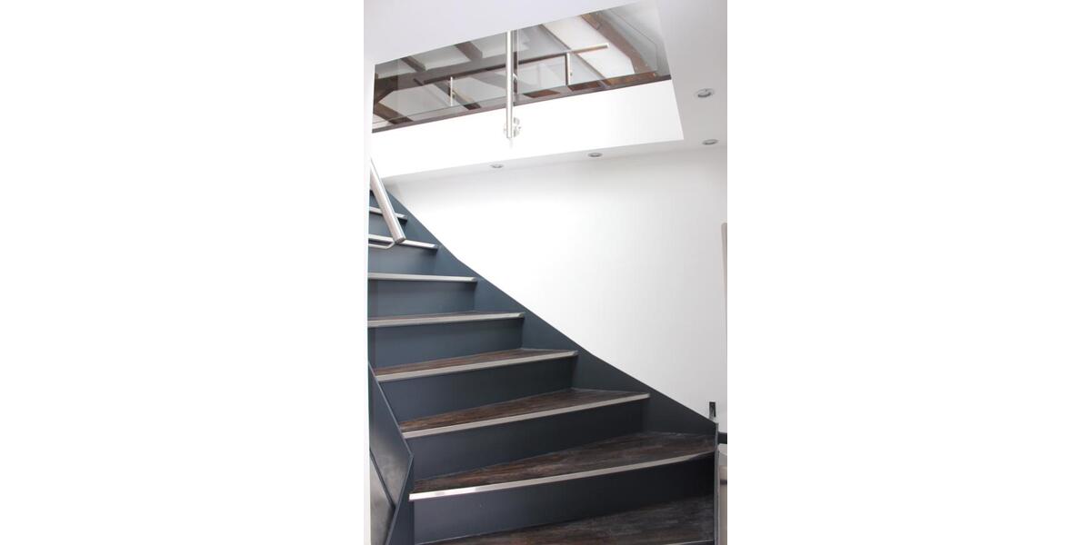 Dachgeschoßwohnung Idstein - 2 Zimmer, 82 m&sup2;, 1.130&euro; | Angebot:25759553