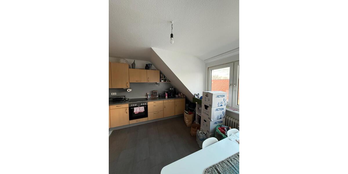 Dachgeschoßwohnung Wiesbaden Mainz-Amöneburg - 2.5 Zimmer, 65 m&sup2;, 1.080&euro; | Angebot:25222667