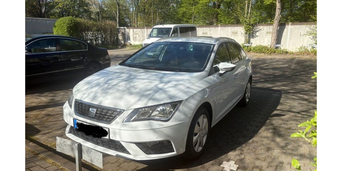 Seat Leon 132.000 km 9.900 &euro; Schwalbach 65824