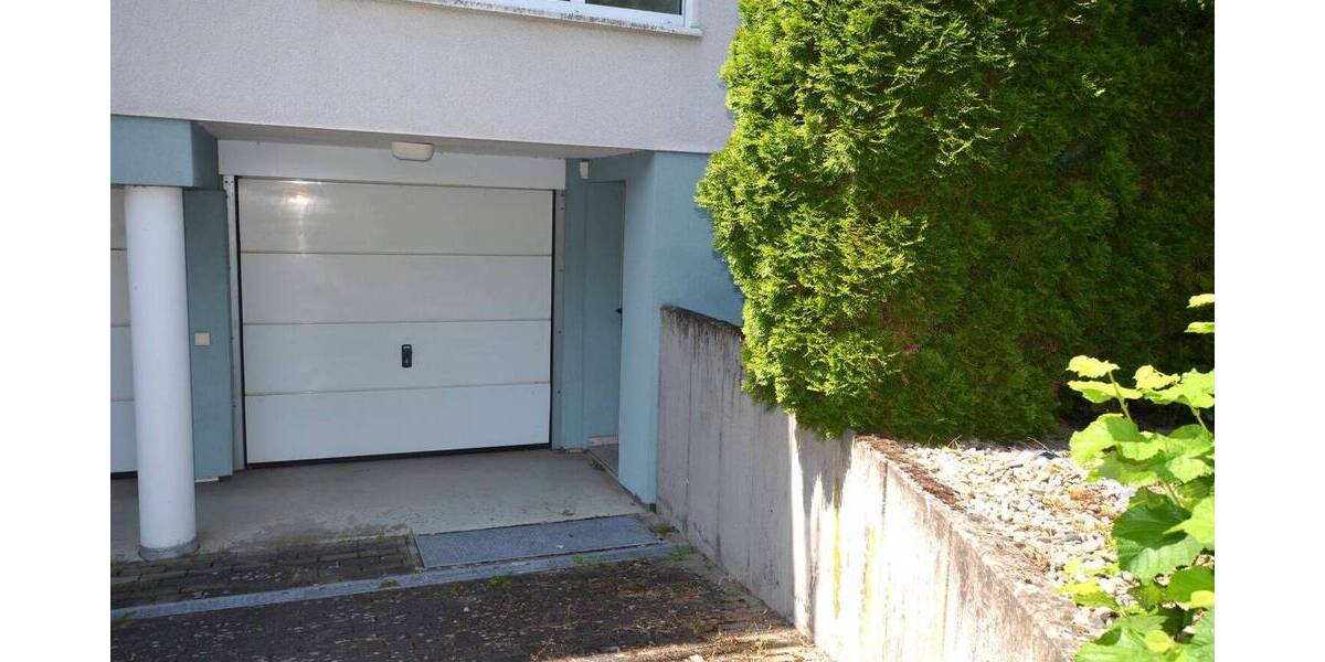 Etagenwohnung Kronberg im Taunus Oberhöchstadt - 4 Zimmer, 148 m&sup2;, 2.200&euro; | Angebot:26835157