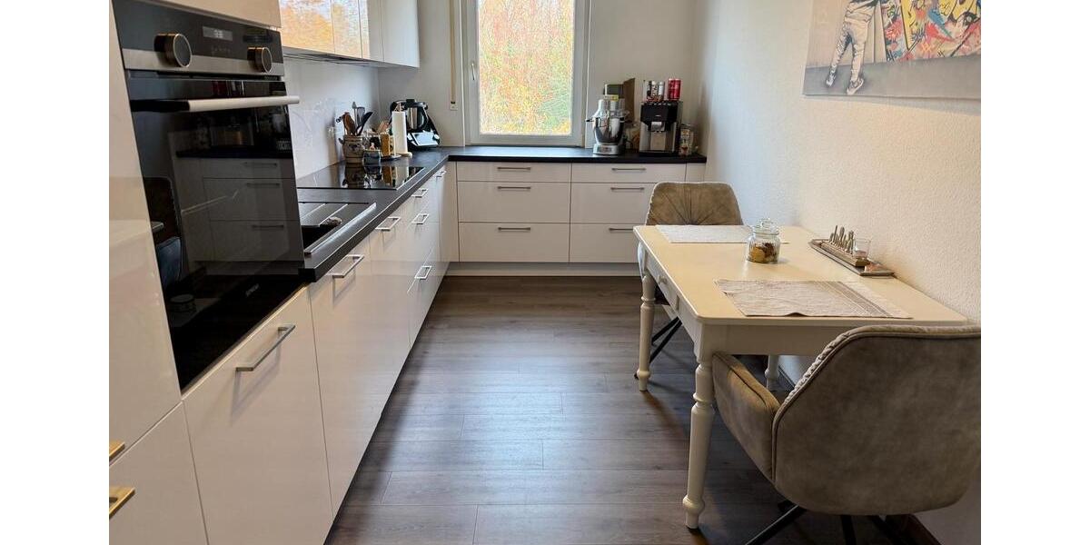 Dachgeschoßwohnung Ingelheim am Rhein - 4 Zimmer, 108 m&sup2;, 1.400&euro; | Angebot:25451377
